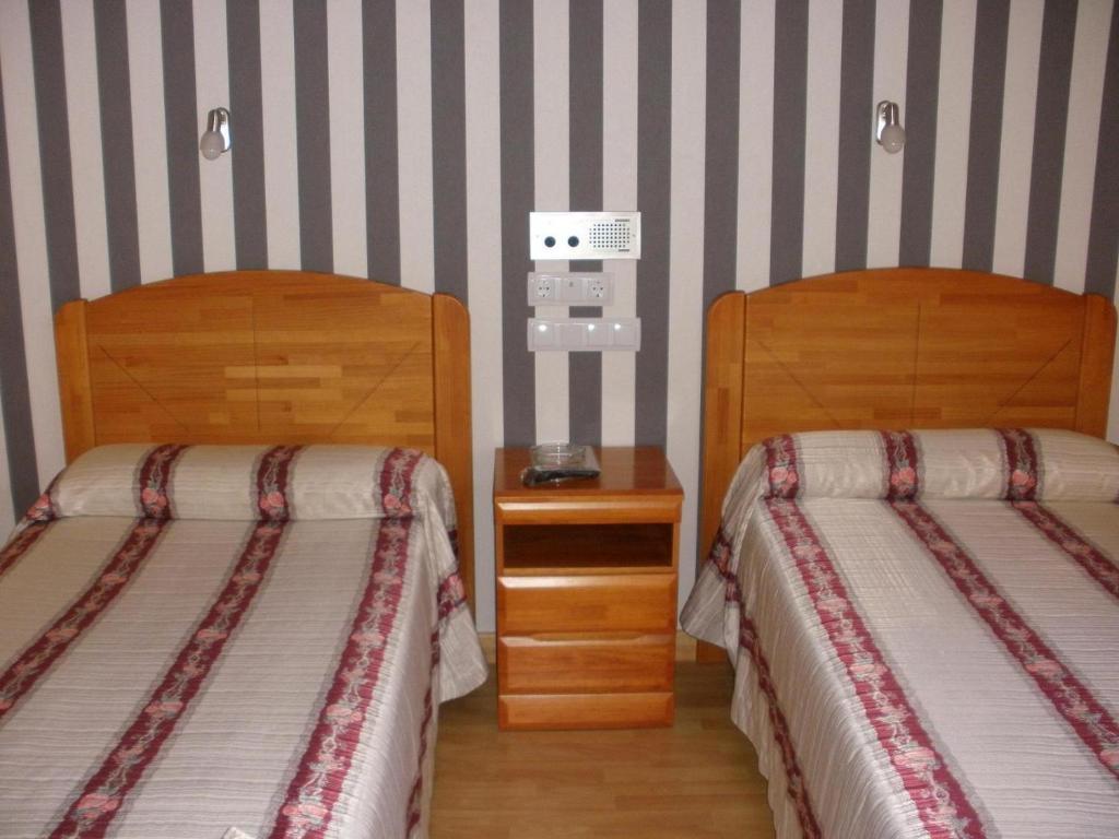 Hostal Virgen Del Villar Laguna de Duero Cameră foto