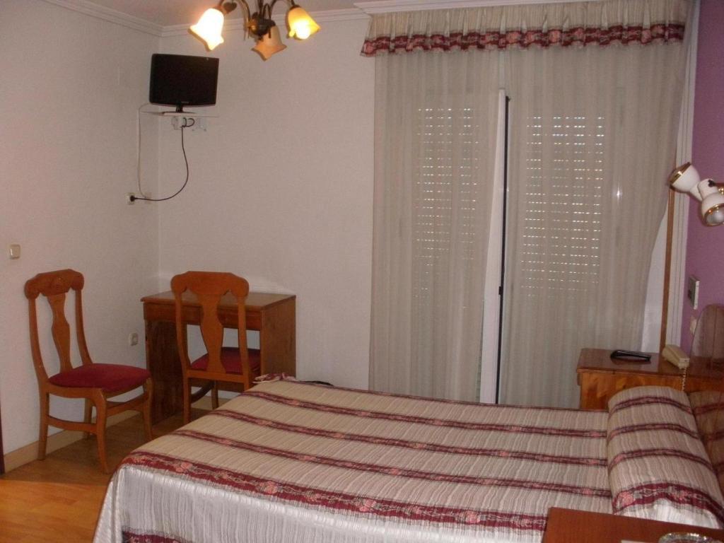 Hostal Virgen Del Villar Laguna de Duero Cameră foto