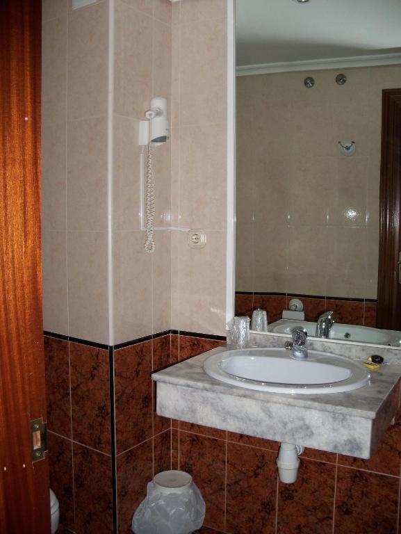 Hostal Virgen Del Villar Laguna de Duero Cameră foto